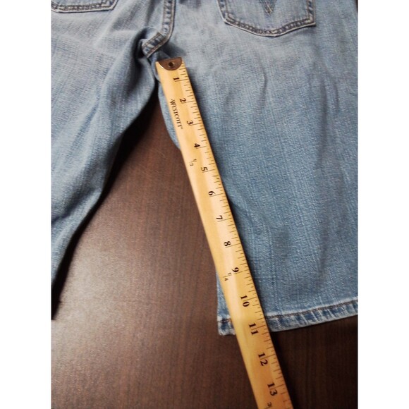 Women's Levi Shorts Style 515 Size 8 Y2K - Picture 8 of 10